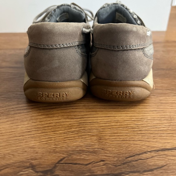 Sperry size 10 women’s shoes - Picture 3 of 3